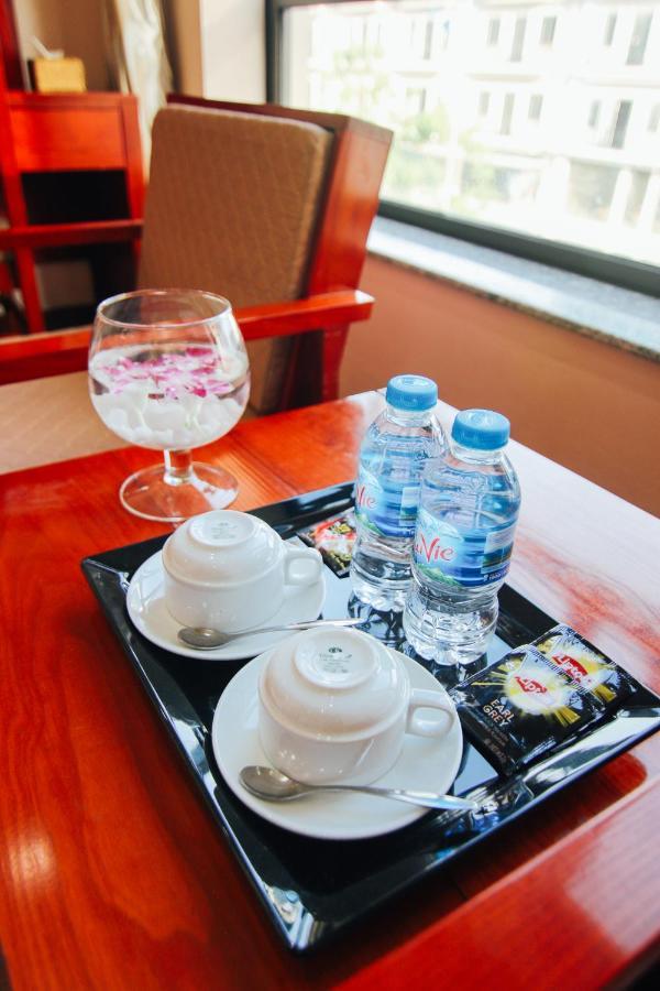 Paradis Hotel Ha Long Bagian luar foto