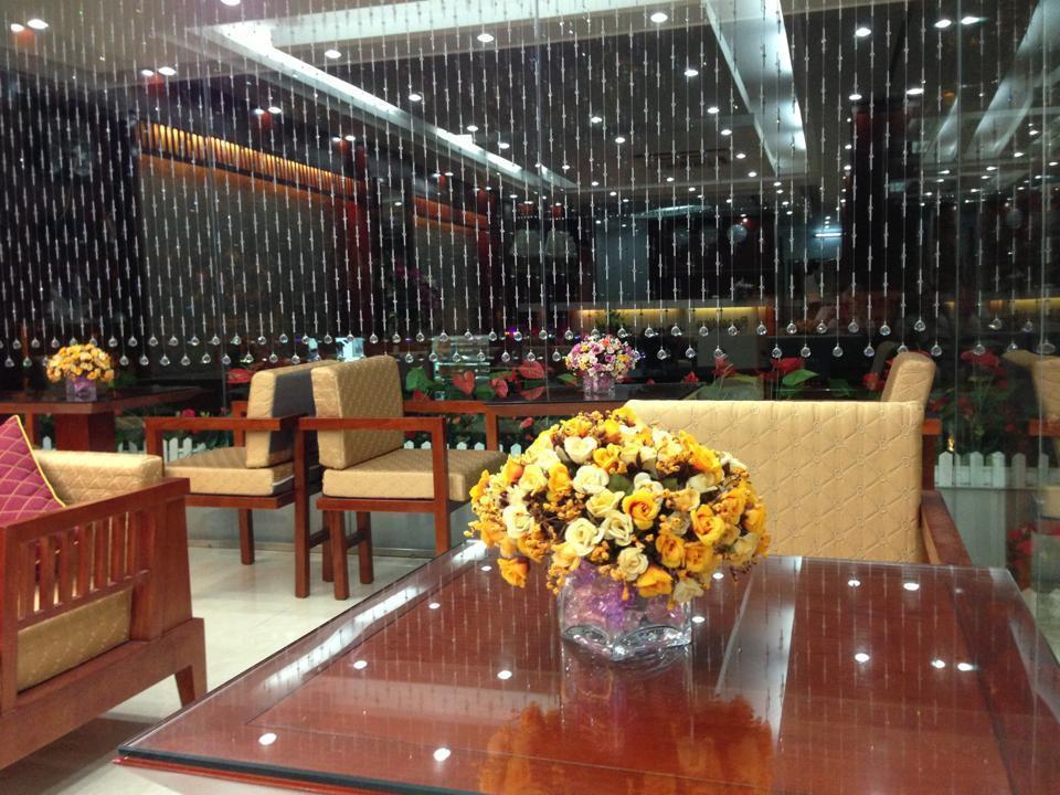 Paradis Hotel Ha Long Bagian luar foto