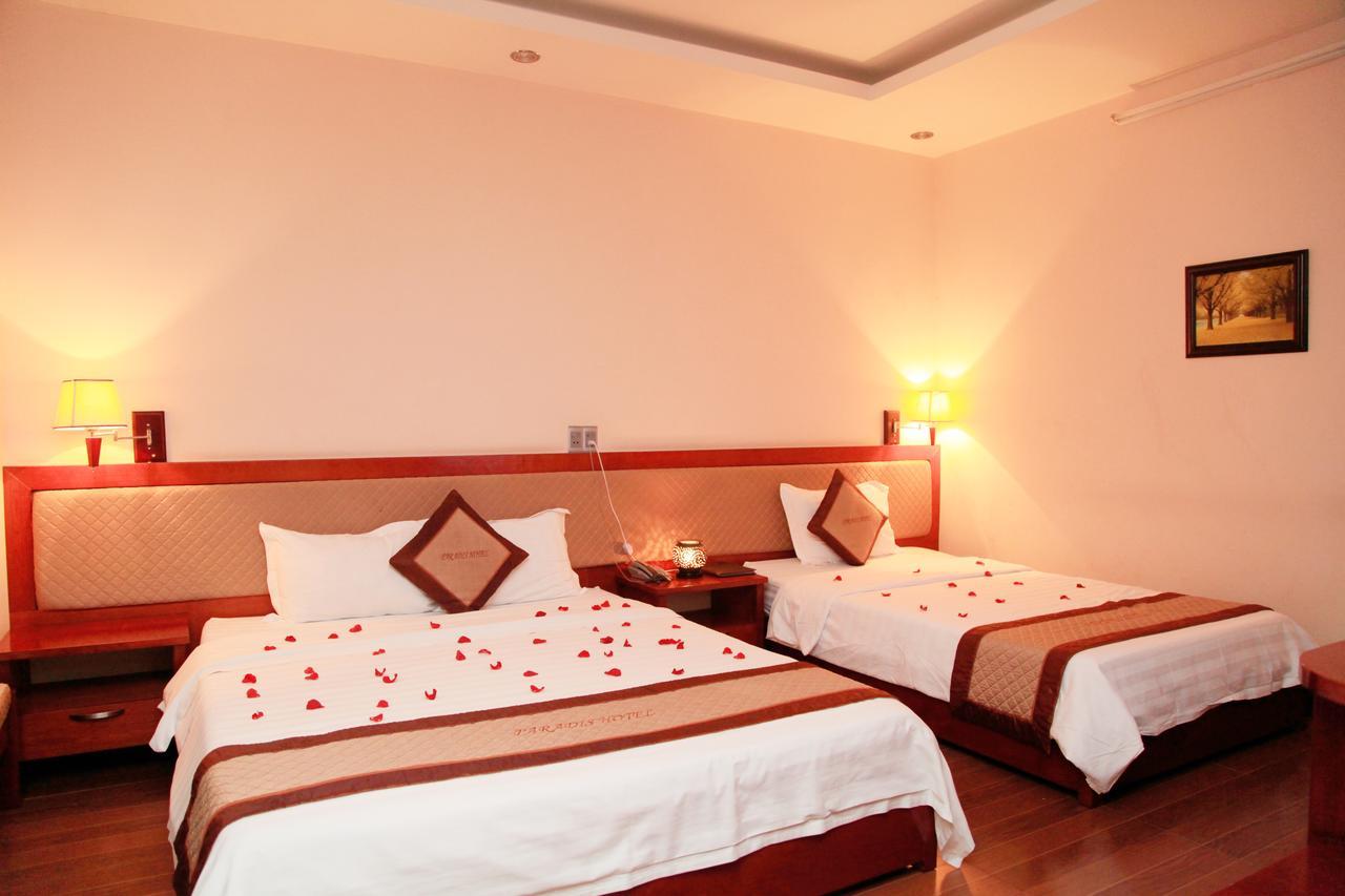 Paradis Hotel Ha Long Bagian luar foto