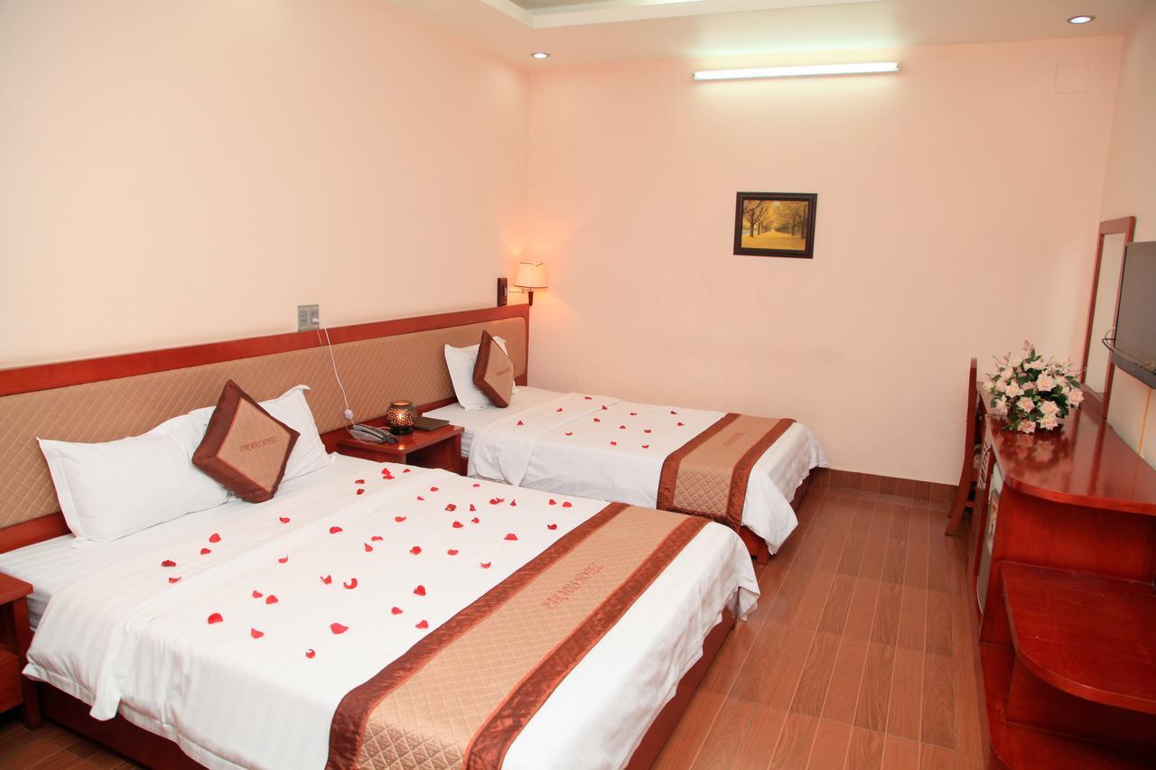 Paradis Hotel Ha Long Bagian luar foto