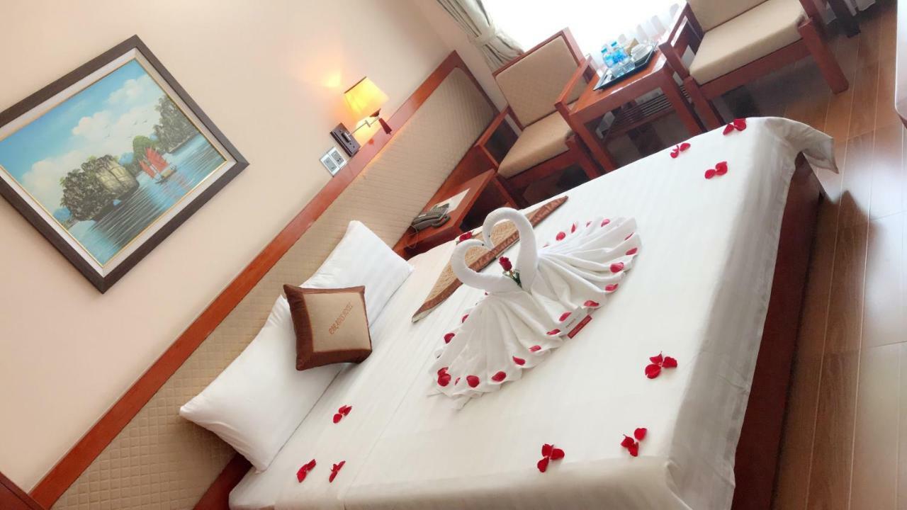 Paradis Hotel Ha Long Bagian luar foto