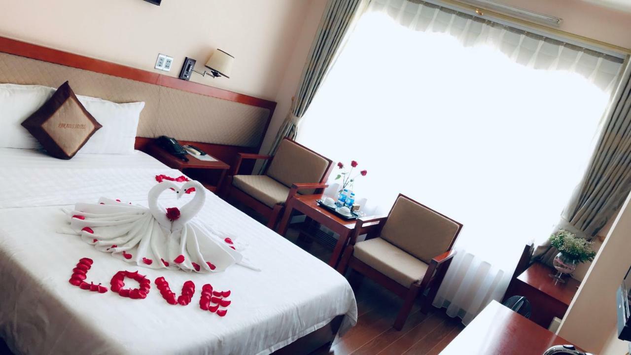 Paradis Hotel Ha Long Bagian luar foto